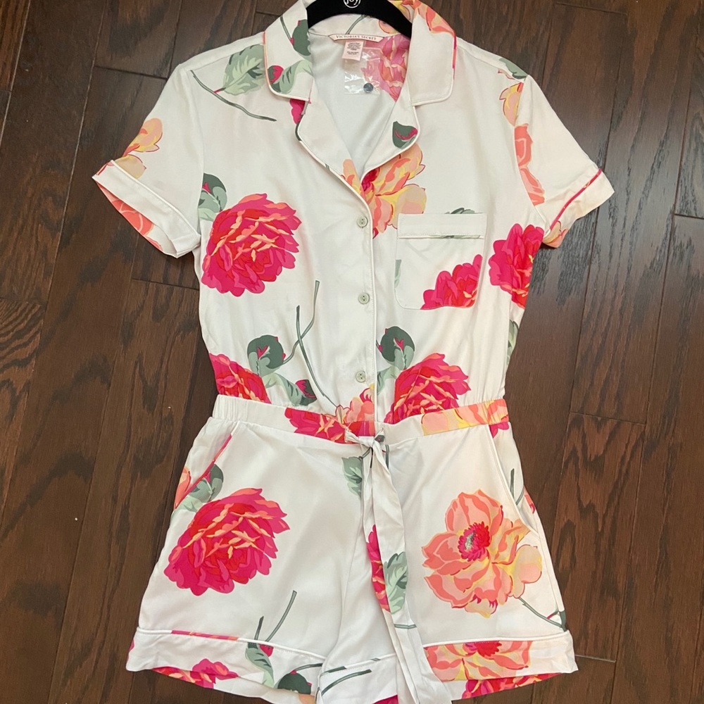 Victoria’s Secret Floral Satin Romper Brand New XS
